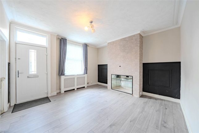 11, South End Terrace, West Yorkshire photo 4