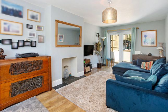 13 Pools Weir, Newton Abbot photo 3