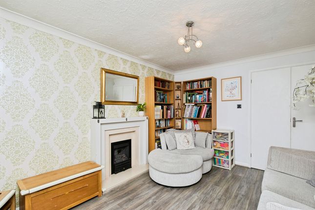 12, Barcheston Close, Derby photo 3