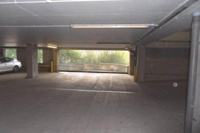 Parking/garage to rent in Secure Parking, Salem Street, Bradford