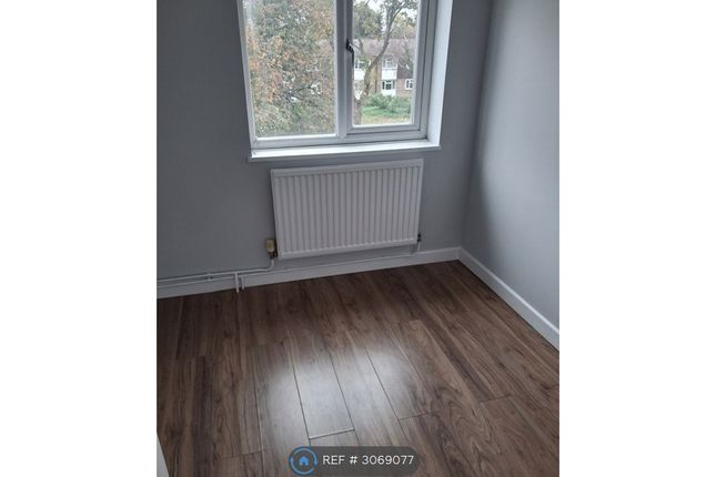 Bridgeway, New Bradwell, Milton Keynes photo 5