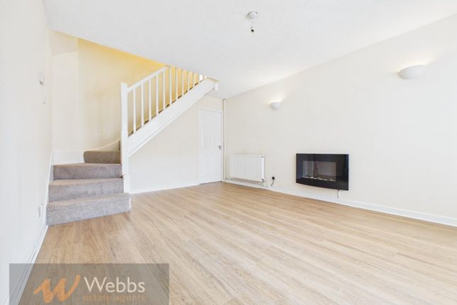 13, Chestnut Close, Cannock photo 3
