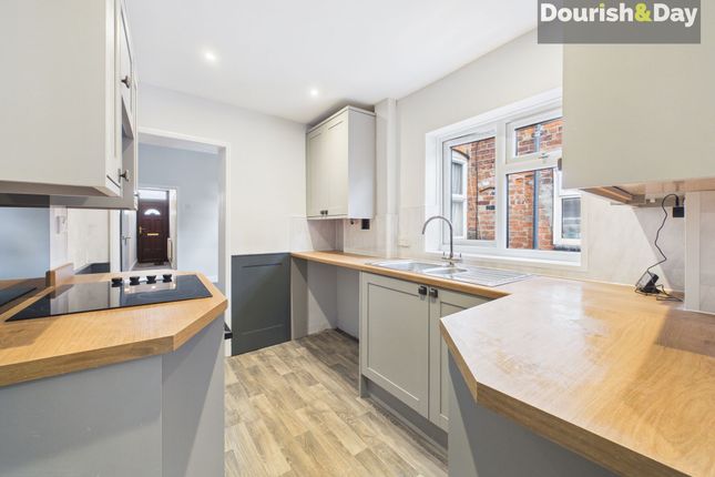 5 Jerningham Street, Stafford photo 4