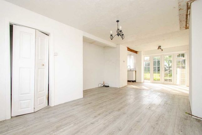 18, Lindon View, Walsall photo 3