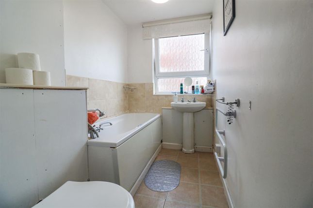 Flat for sale in Parsonage Leys, Harlow