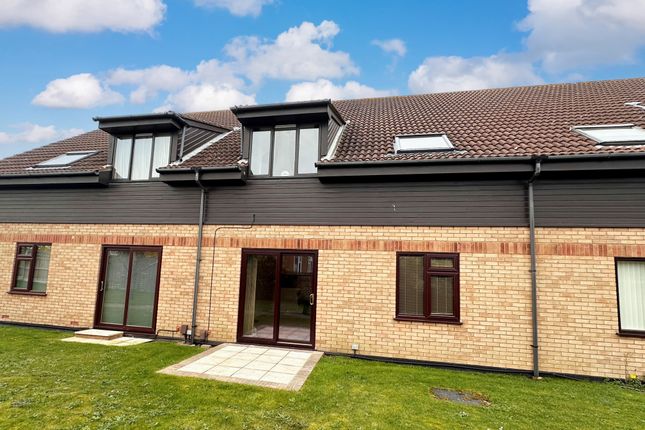 Thumbnail Flat for sale in Meadow Court, Links Road, Gorleston
