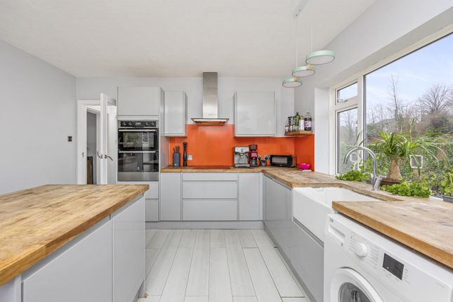 27 Woodland Court, Dyke Road Avenue, Hove photo 4