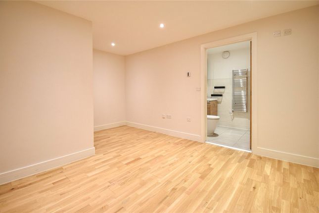 Flat 1, Arena House, 25, Cambridge Place, Cambridge photo 5