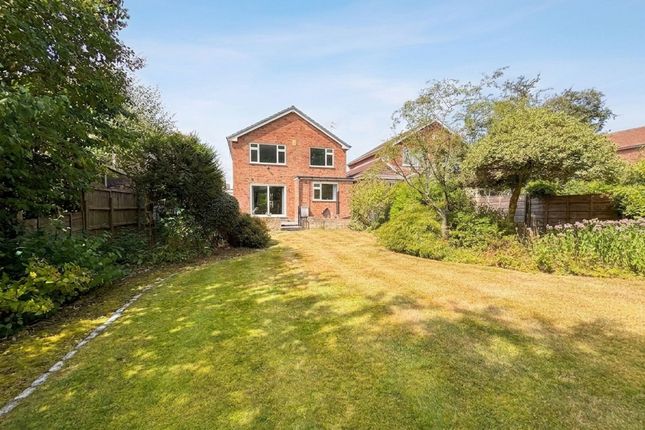 20 Ladybridge Avenue, Manchester photo 4