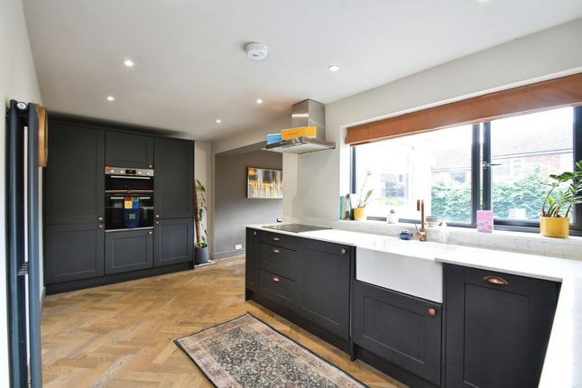 22, Bachelor Road, Harrogate photo 4