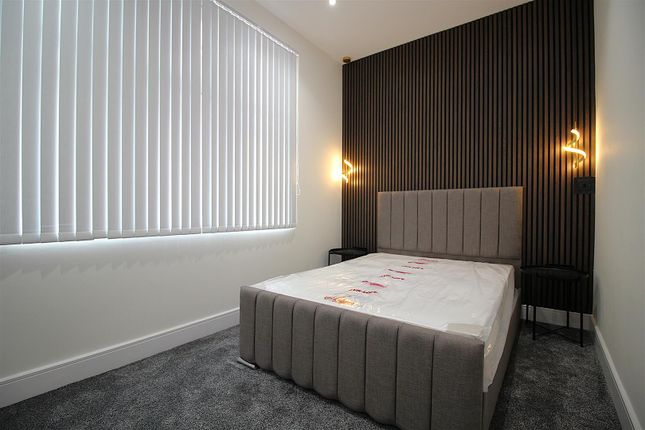 1-bed flat on 3, Flat 1, Mill Hill Lane, Leicester, £950/mo