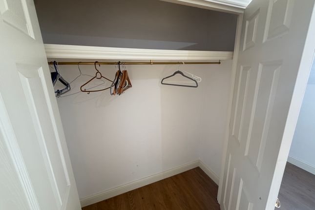 Room 4, 49, Peterborough photo 4