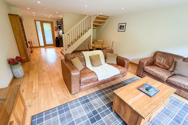 12 Maxwells, Mains of Taymouth, Aberfeldy photo 4