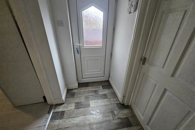 42, West Street, Hemsworth photo 5