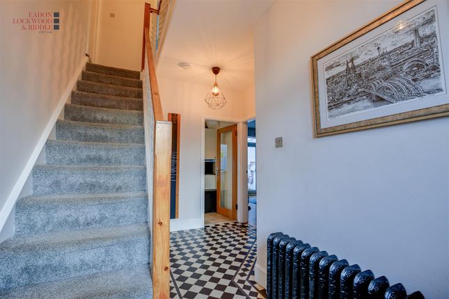 54, The Brow, Rotherham photo 3