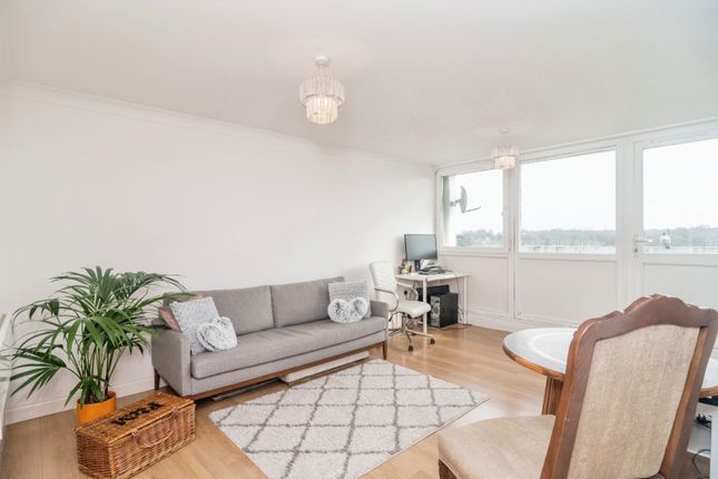 Thumbnail Flat for sale in Victoria Road, Brentwood