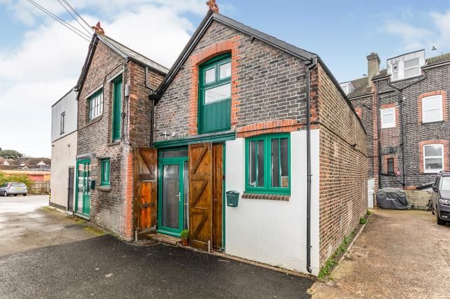 1 bed semi-detached house for sale in Linkfield Corner, Redhill, Surrey, United Kingdom RH1