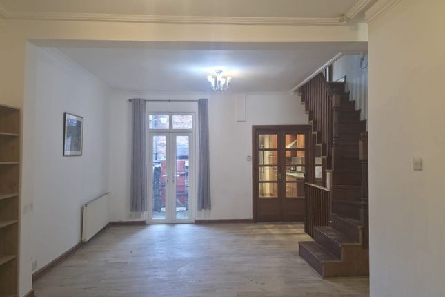 15 Byrom Street, Altrincham photo 2