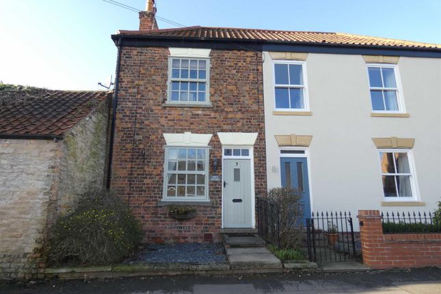 Thumbnail Cottage to rent in Main Street, Elloughton, Brough