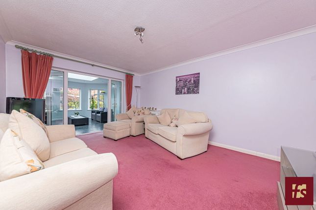 57, Chaucer Road, Crowthorne photo 3