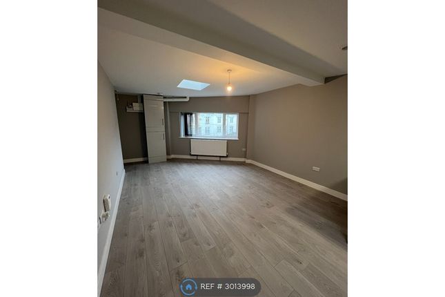 Cyprus House, Leicester photo 4