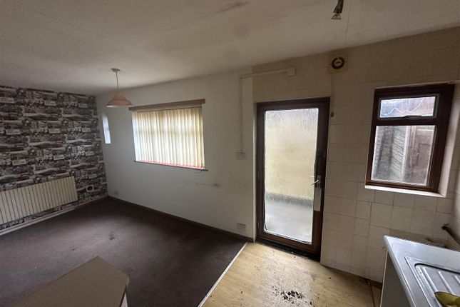 12, Sephton Drive, Ormskirk photo 4