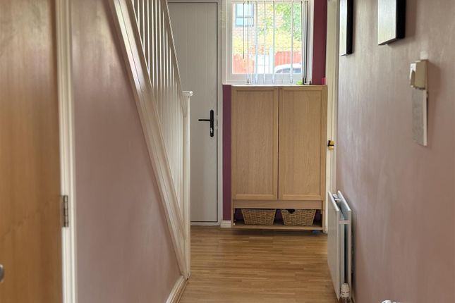 7, Mallard Mews, Basildon photo 5