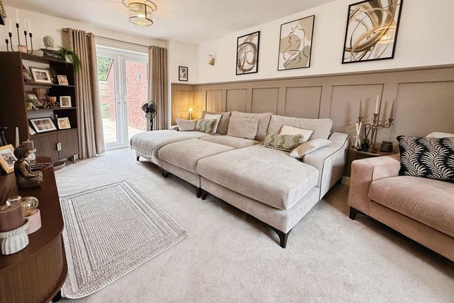 29 Goldfinch Drive, Telford photo 3