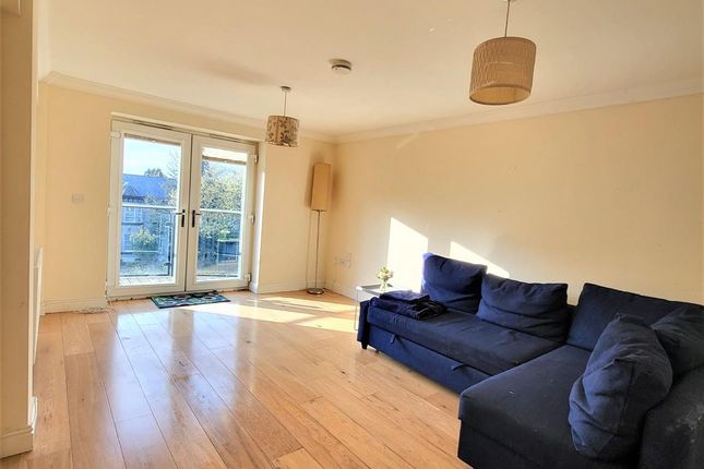 Flat 5C, Manchester photo 2