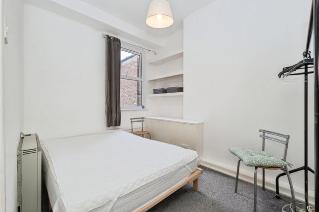 Flat 14, Victoria Terrace 135-149,, Hathersage Road, Manchester photo 4