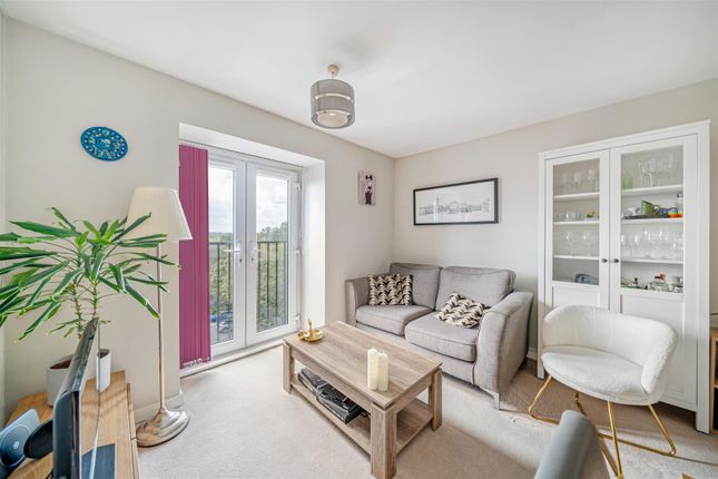 Flat 29, 104 Green Lane, Morden photo 2
