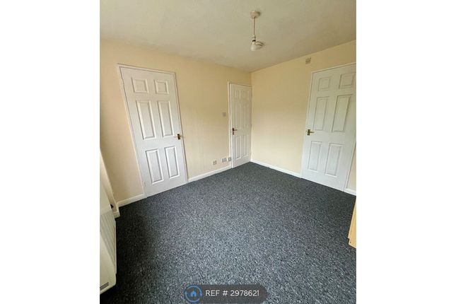 Flat C, Moriston Close, Reading photo 2