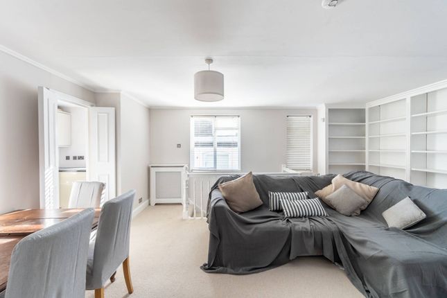 Maisonette for sale in Fulham Palace Road, Bishop's Park, London