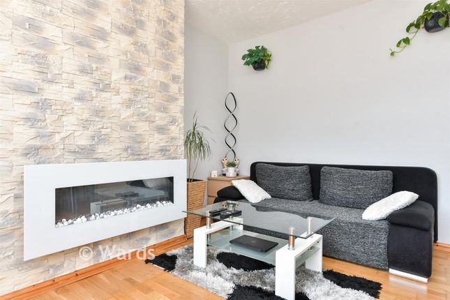 2-bed flat on 32B, Princess Margaret Avenue, Ramsgate, £180,000