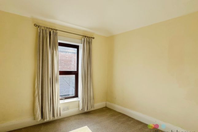 69, LINCOLN photo 3