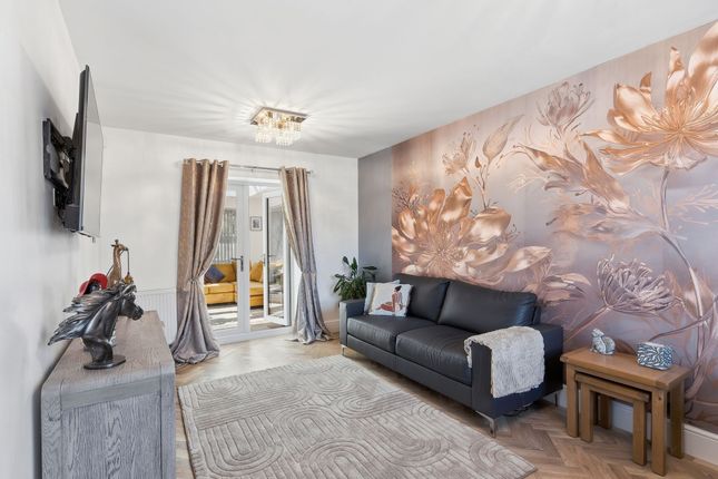 3 Goransson Walk, Worksop photo 4