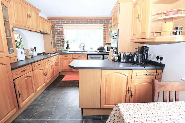15, Old Rectory Gardens, Farnborough photo 4