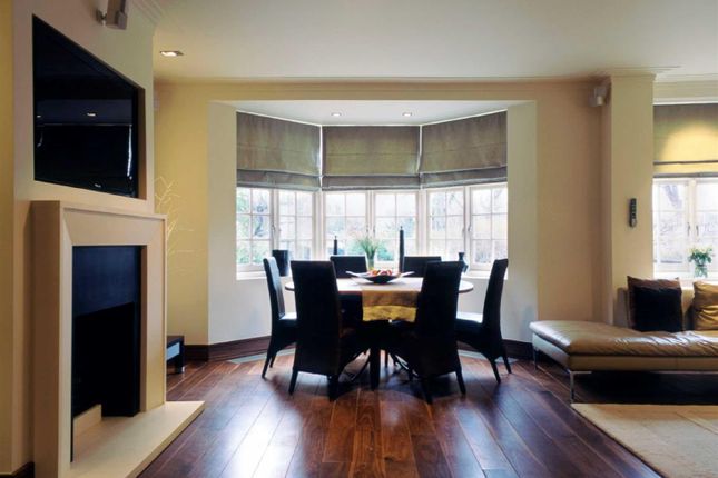 Detached house to rent in The Bishops Avenue, Hampstead Garden Suburb