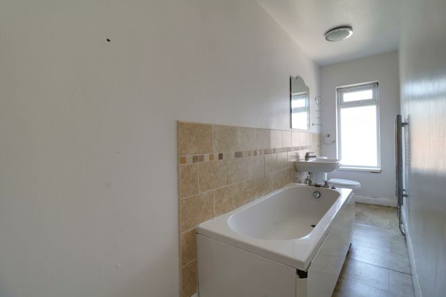164 Northlands Road, Scunthorpe photo 3