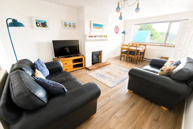 11 Hallett Way, Bude photo 3