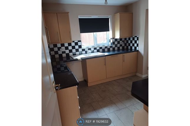 Chichester Close, Rugeley photo 4