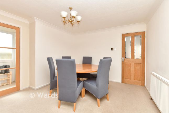 571, Mierscourt Road, Gillingham photo 3