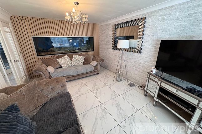 39, Parc Gellifaelog, Rhondda Cynon Taff photo 4