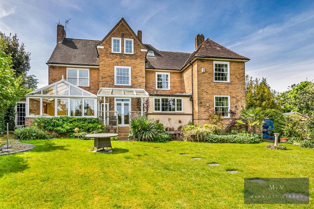 23, Croham Manor Road, South Croydon photo 2