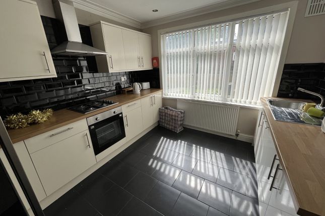 Raven Road, Leeds photo 2