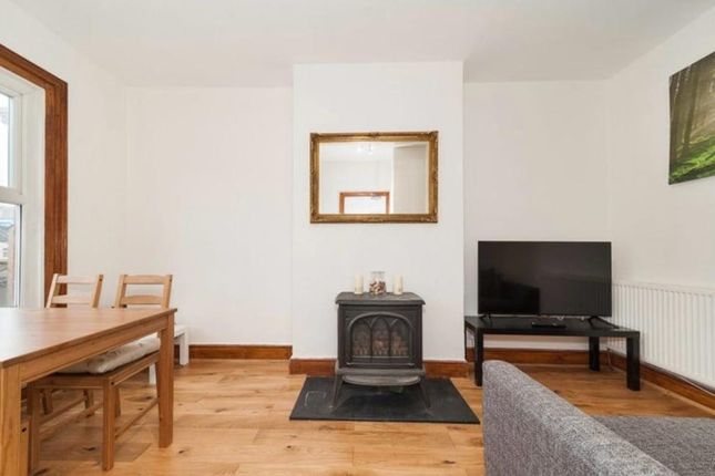 Thumbnail Semi-detached house to rent in Ingatestone Road, South Norwood, London SE25 4lg