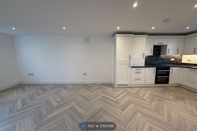 Flat, Gertrude Court Church Street, Biggleswade photo 3