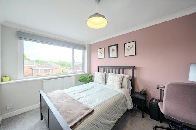 3, Kirklees Croft, Leeds photo 4
