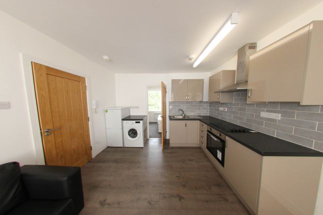 Flat 3, 37, Grimthorpe Terrace, Headingley, Leeds, Headingley LS6, Headingley photo 4