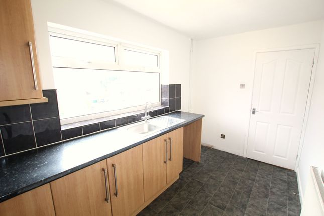 1 Dearne Court, Sheffield photo 4